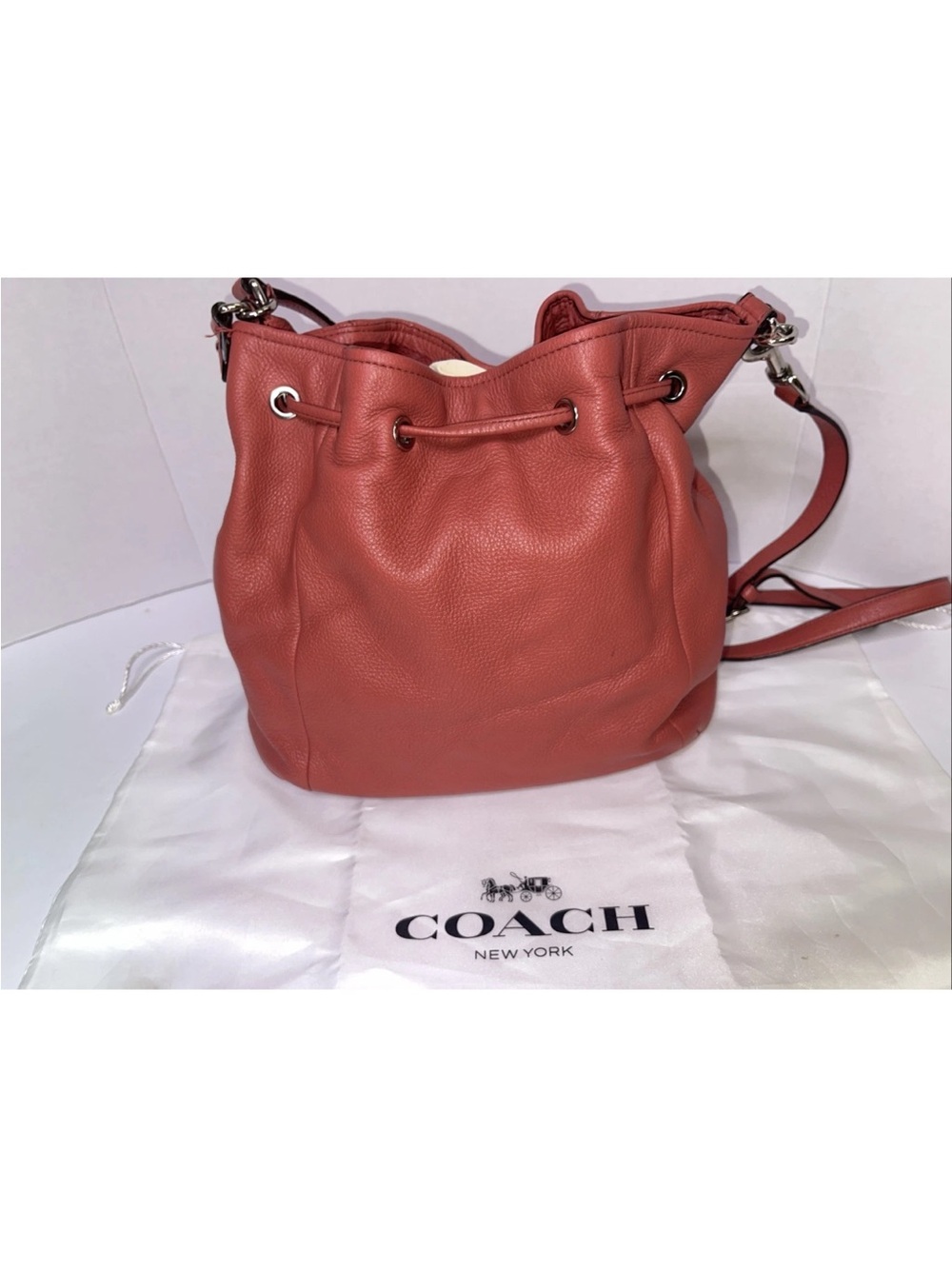VTG Coach Avery F27003 Coral Leather Drawstring Crossbody Shoulder Bag AUTHENTIC - Picture 4 of 15